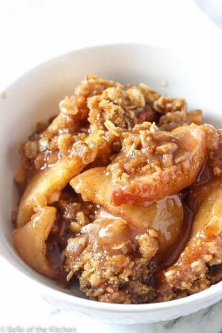 apple crisp in a white bowl